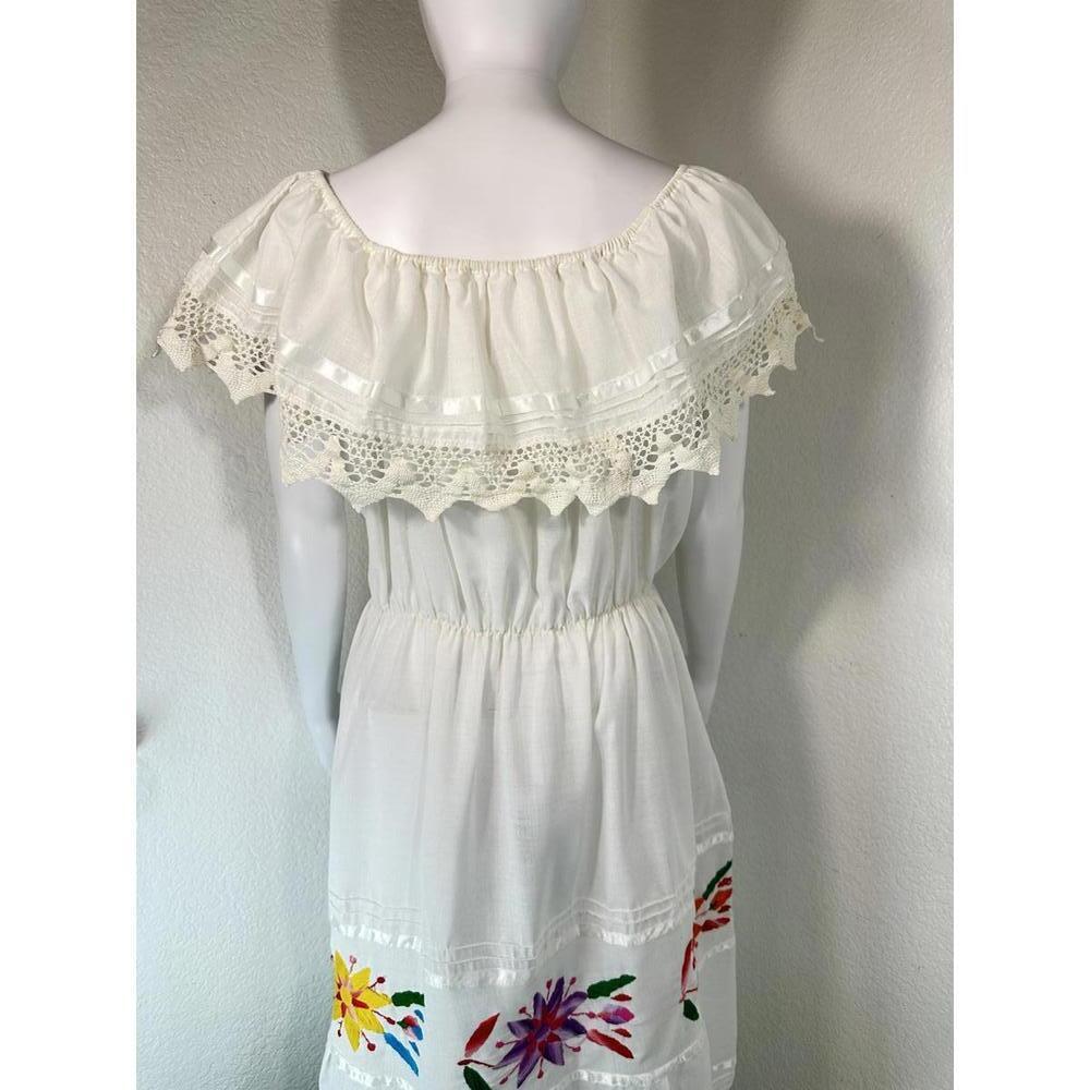 VTG M White Spanish Style Peasant Dress Floral Embroidered Boho Cottagecore - Picture 5 of 7